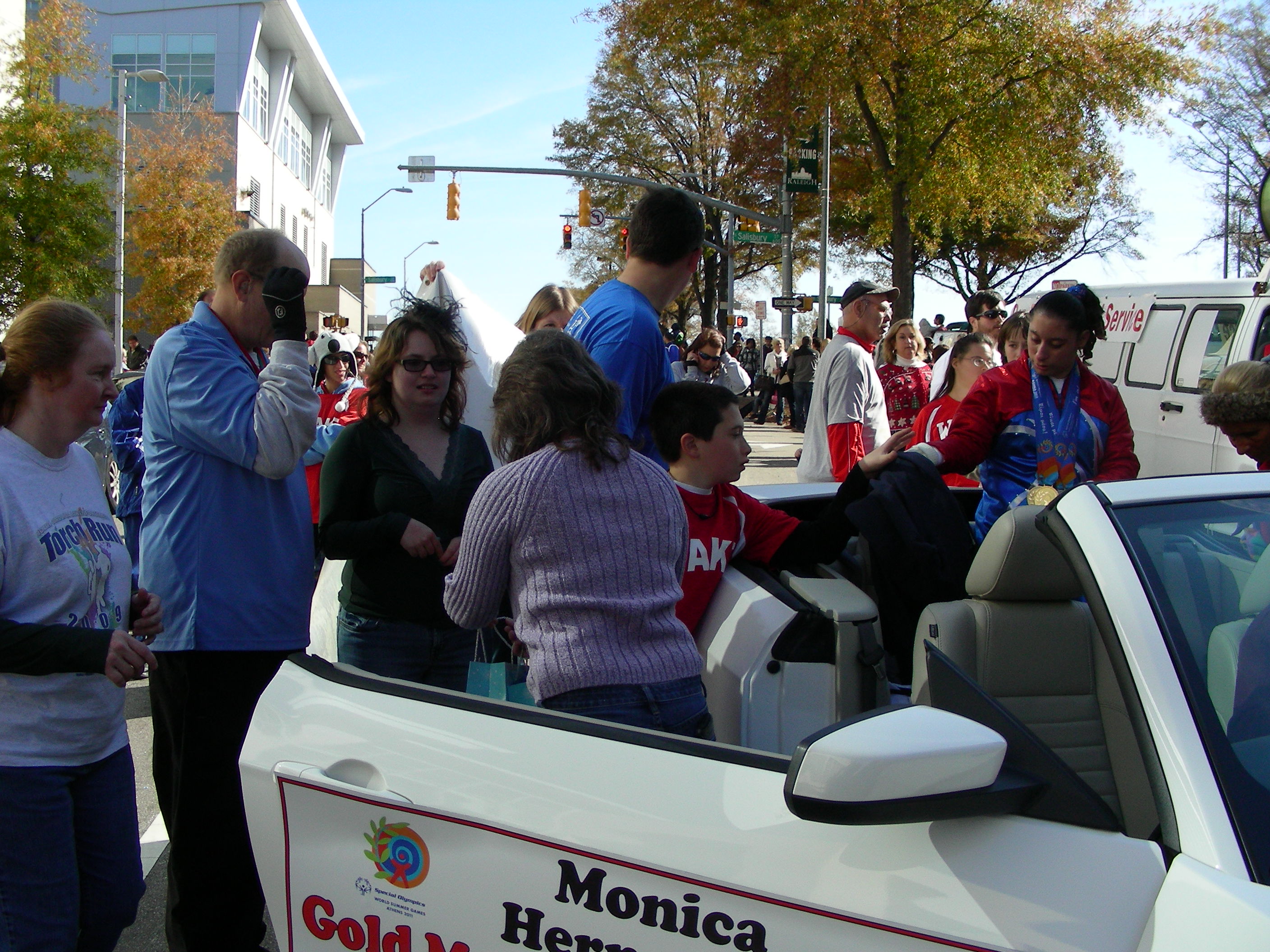./2011/Raleigh Christmas Parade/DSCN8436.JPG